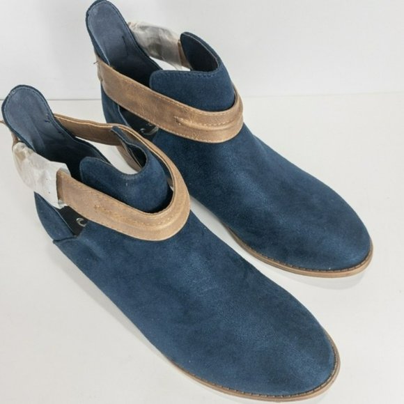 Journee Collection Mavrik Ankle Bootie Navy Blue -7.5 - Picture 3 of 4